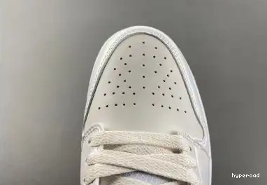 Hyperoad Jordan SE “CNY” Low Air 1 0519